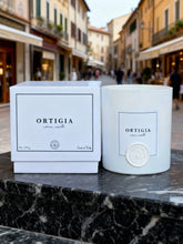 Load image into Gallery viewer, Ortigia - 9 oz candle (vetiver, vanille)
