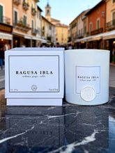 Load image into Gallery viewer, Ragusa Ibla - 9 oz candle (cardamom, ginger, violets)

